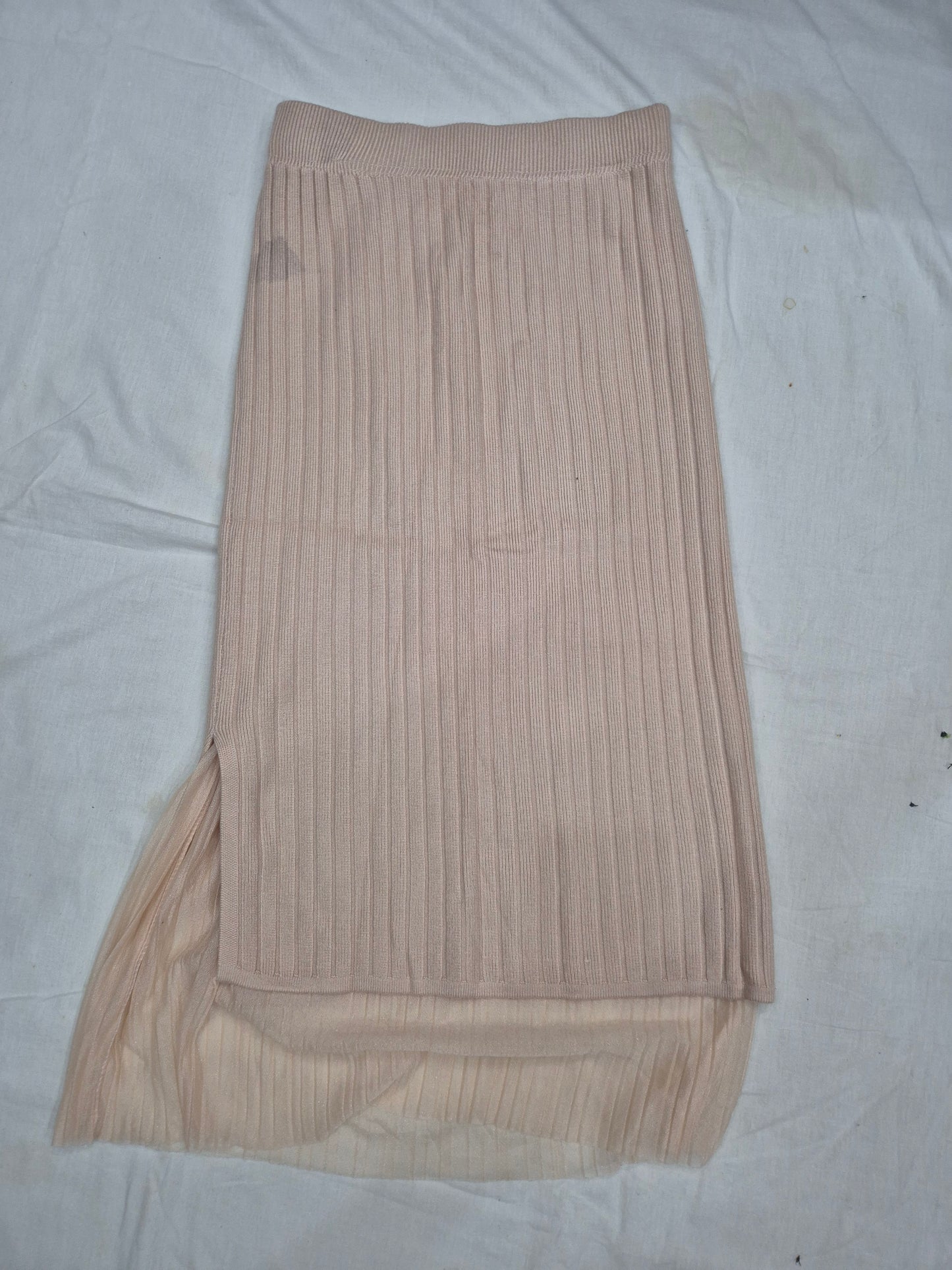 Elegant Beige Pleated Knit Skirt